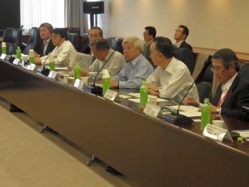 アドバイザリー会議